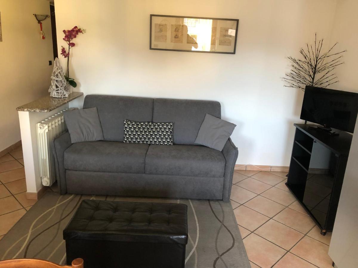 Casa Vacanze Nicoletta Aosta Buitenkant foto