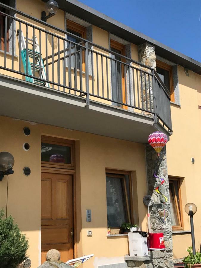 Casa Vacanze Nicoletta Aosta Buitenkant foto